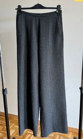 Stilvolle Palazzo-Hose von Massimo Dutti aus Wollmischung.