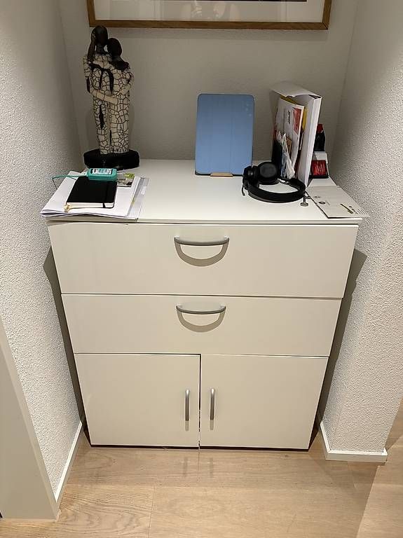 Commodes: Kommode günstig abzugeben – D'occasion à Niederweningen par bia_7wy9
