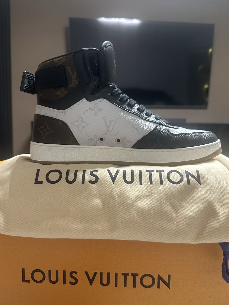 Louis Vuitton Chaussures hommes: Louis Vuitton Revoli Sneaker Boot (NICHT MEHR IM LV STORE) – Neuf (Voir description) à Bözen par jon_wn2j 4