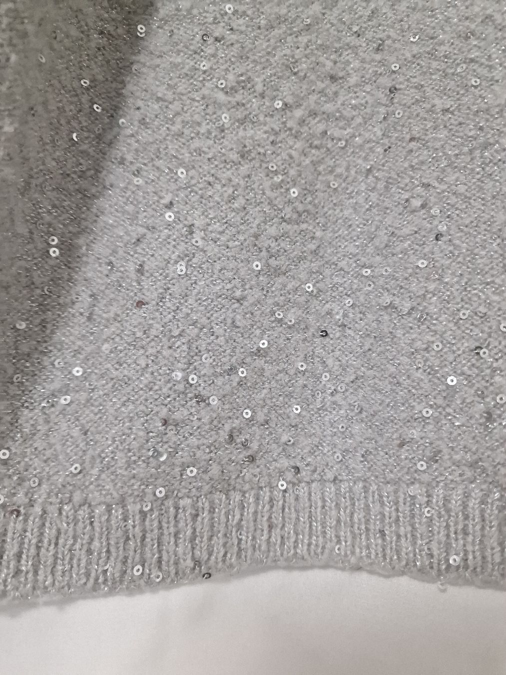 Maglioni & Felpe: Pulli mit Payetten – Usato da Amriswil venduto da gu80kaya 3