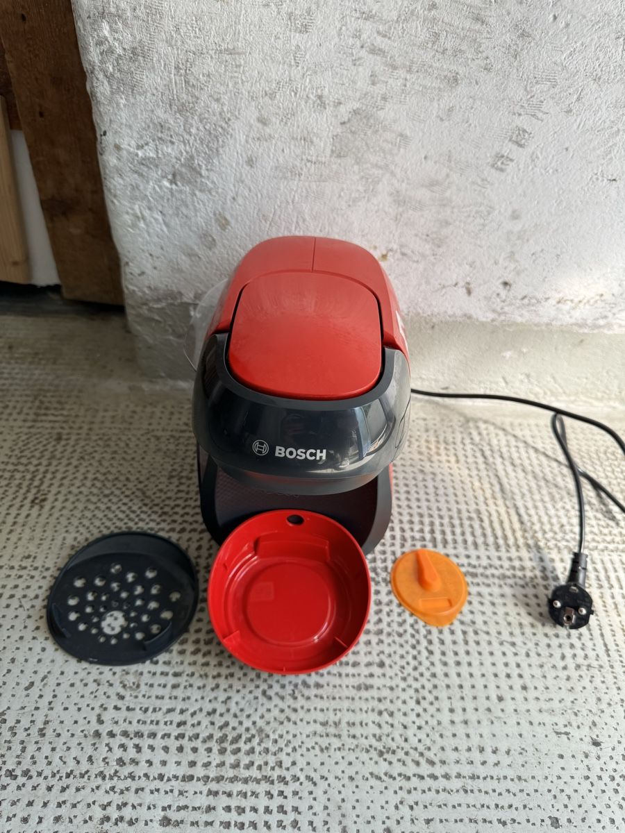 Bosch Macchine per caffè & Macchine per espresso: Kapsel-Kaffeemaschine Bosch – Nuovo (secondo la descrizione) da Basel venduto da luc_8rpv