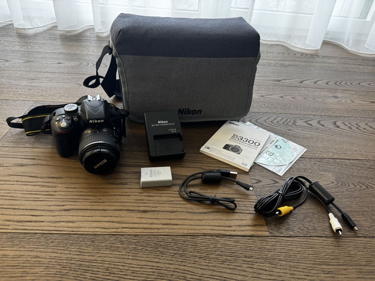 Nikon Fotocamera: Nikon D3300 Spiegelreflexkamera – Nuovo (secondo la descrizione) da Frasnacht venduto da spiro23