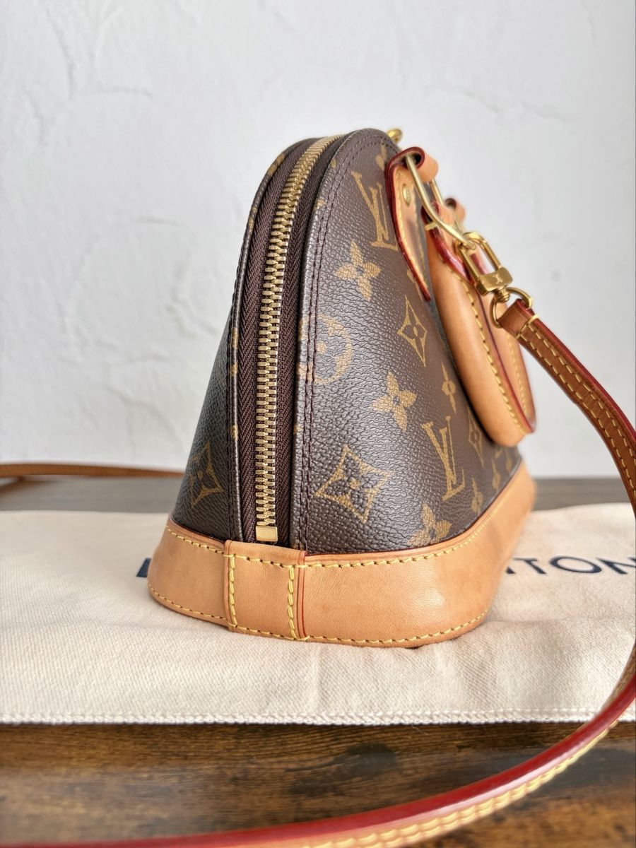 Louis Vuitton Borse da donna: Louis Vuitton Alma BB Monogram Canvas – Usato da Wetzikon ZH venduto da Kleeblume 4