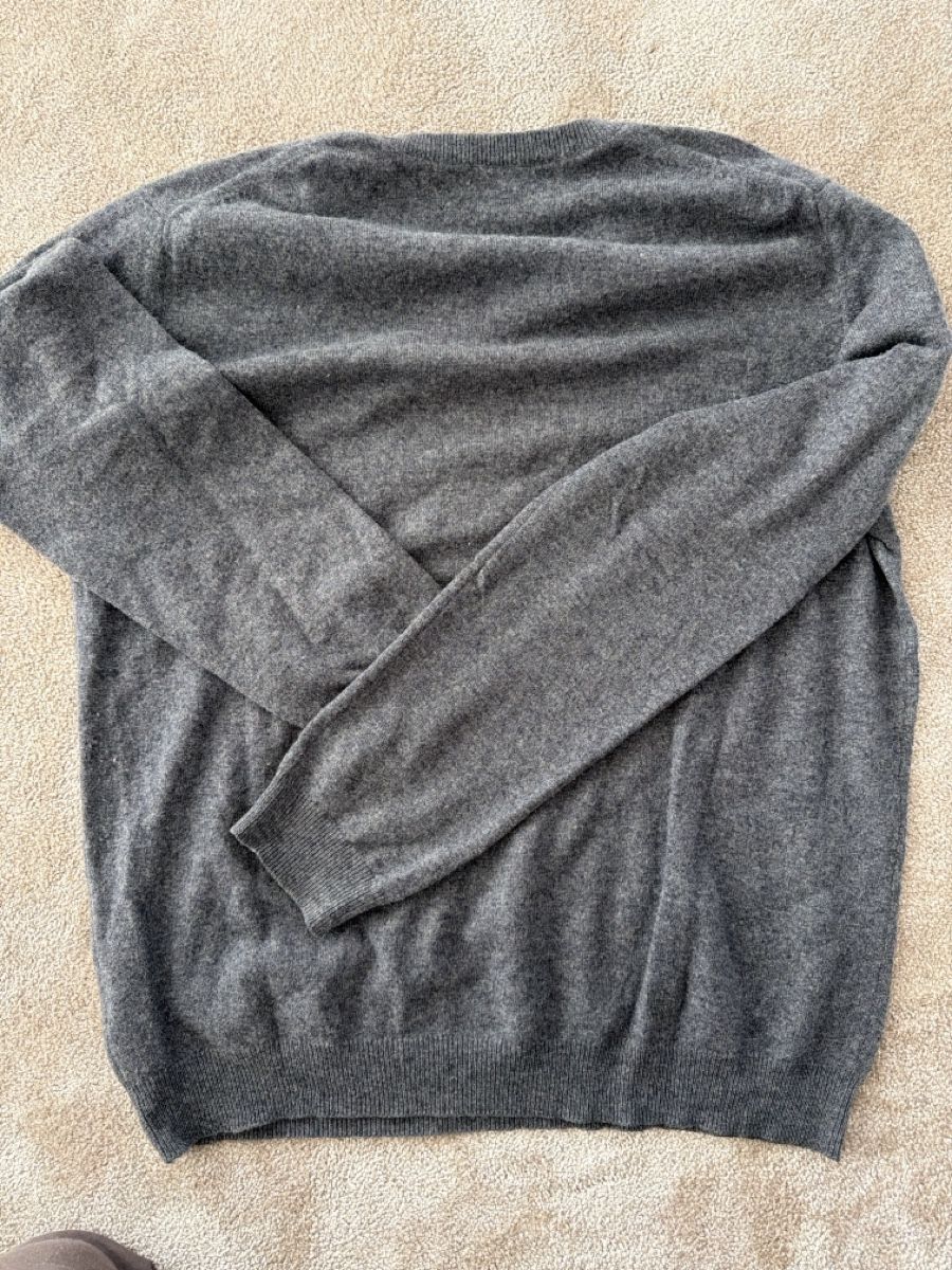 Joop Maglioni & Felpe: JOOP Herren Pullover Kaschmir grau Grösse 52 gebraucht – Nuovo (secondo la descrizione) da Uetikon am See venduto da jue_hy6z 3