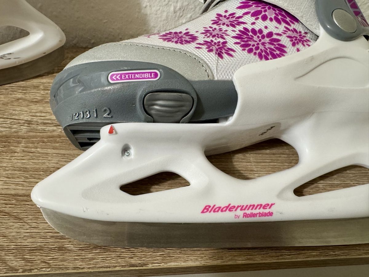 Decathlon Pattini da ghiaccio: Patins à glace réglable Bladerunner 29-34 – Usato da Genève venduto da AS27 3
