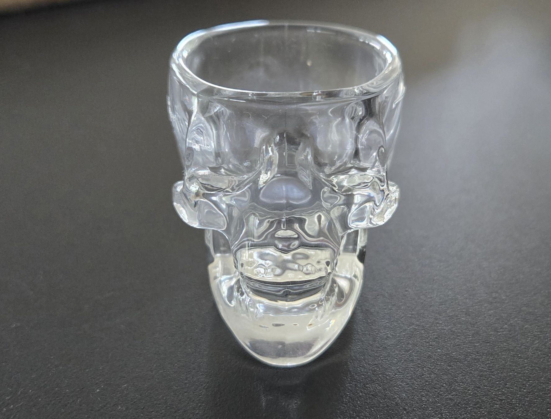 Bicchieri: 4er Set Totenkopf Schnapsgläser - Shots – Usato da Lachen SZ venduto da LinDiscount 5