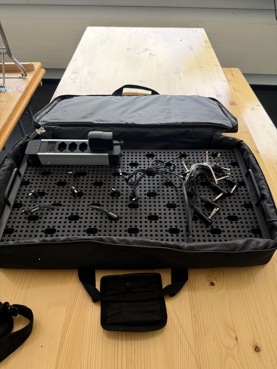 Strumenti musicali: Temple Audio Pedalboard  – Usato da Hausen AG venduto da MiDaDa 1