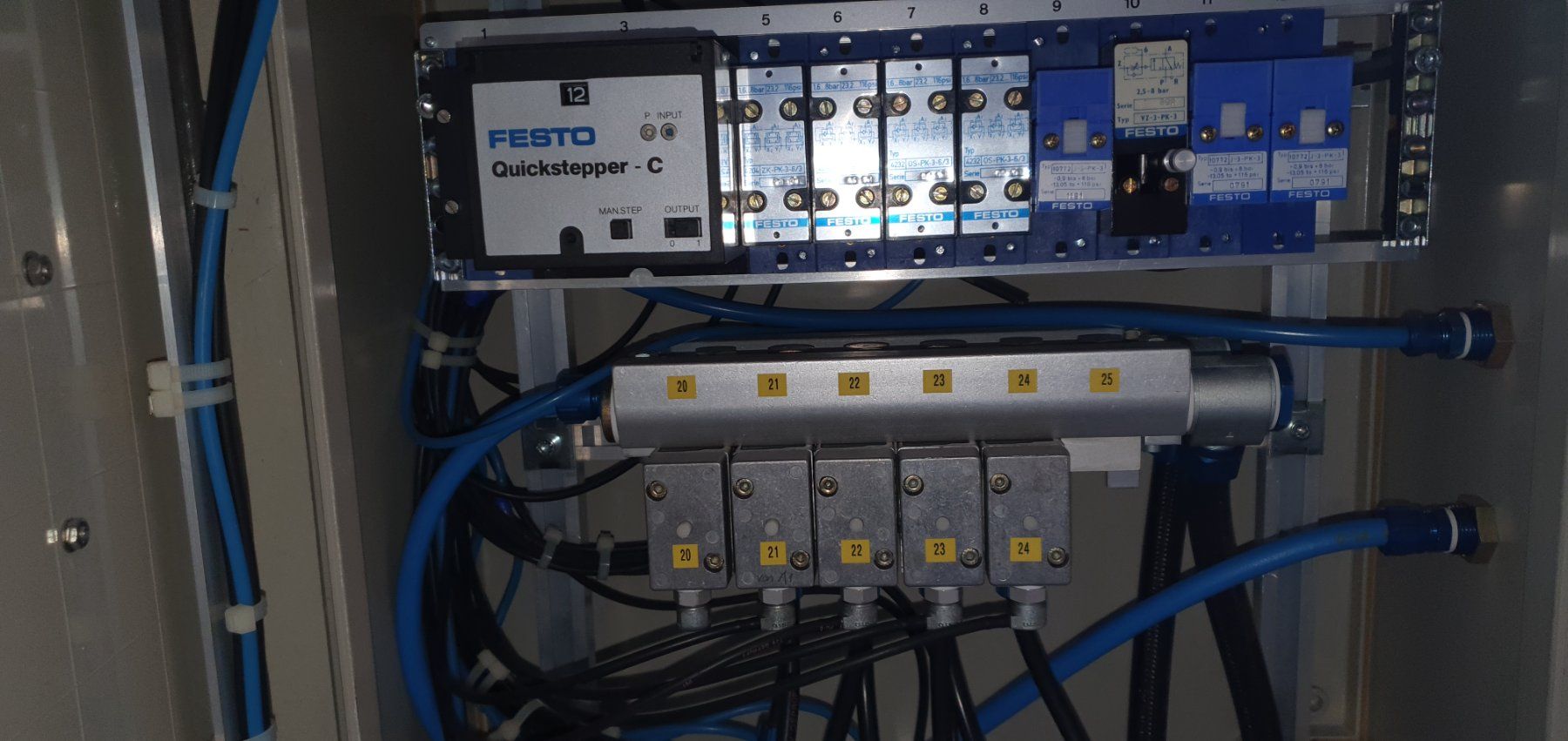 Festo Accessori Trattori &Veicoli agricoli: FESTO Pneumatik- Steuerung – Usato da Basadingen venduto da Schmid 1