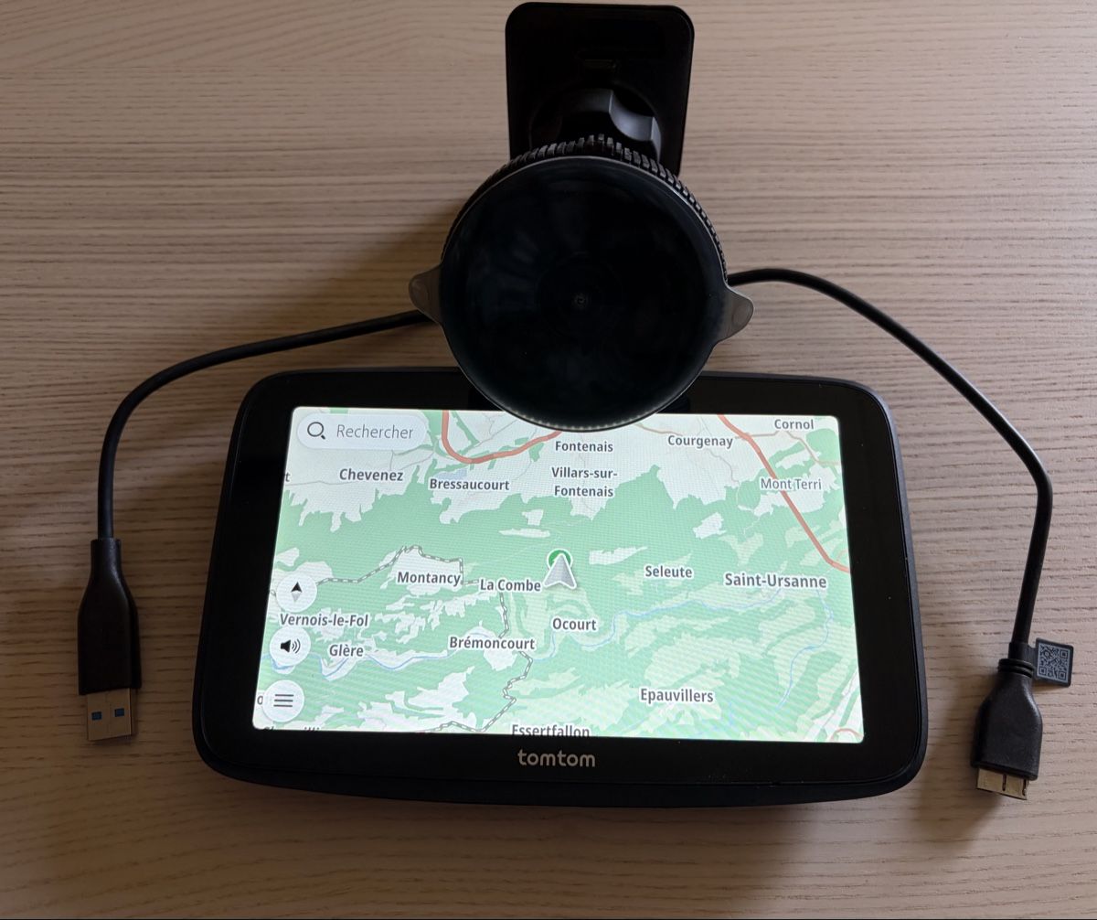 Tomtom Navigatori: GPS TomTom GO Navigator 7" – Usato da Ocourt venduto da Nathdujura 3