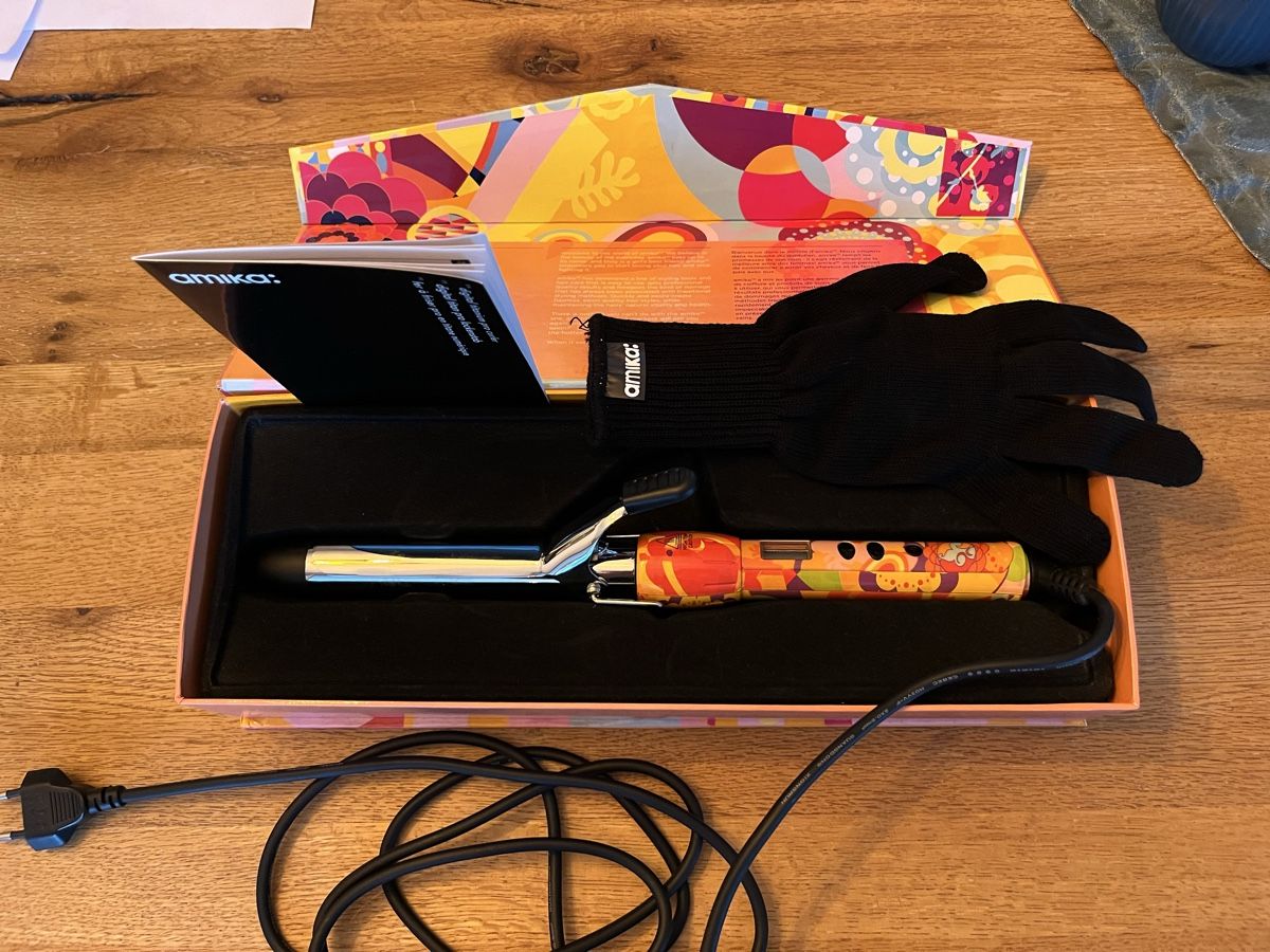 Piastre & Arricciacapelli: Amika Digital Titanium Pro Curler Lockenstab – Usato da Cham venduto da chanel3 1