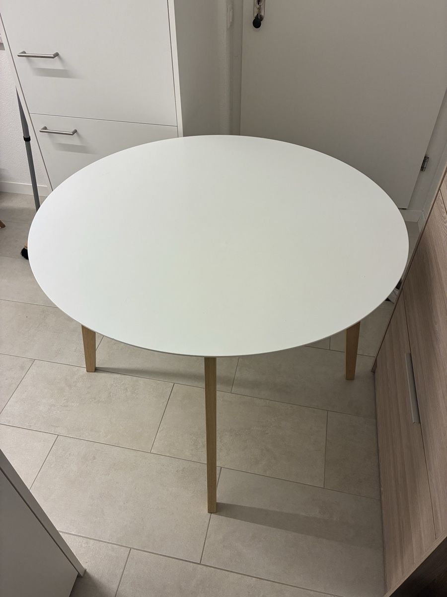 Tische: Weißer runder Tisch 105cm – Gebraucht aus Thalwil von vau_9tqb 2