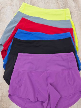 lululemon Speed Up high waisted shorts 2.5 Grösse 4