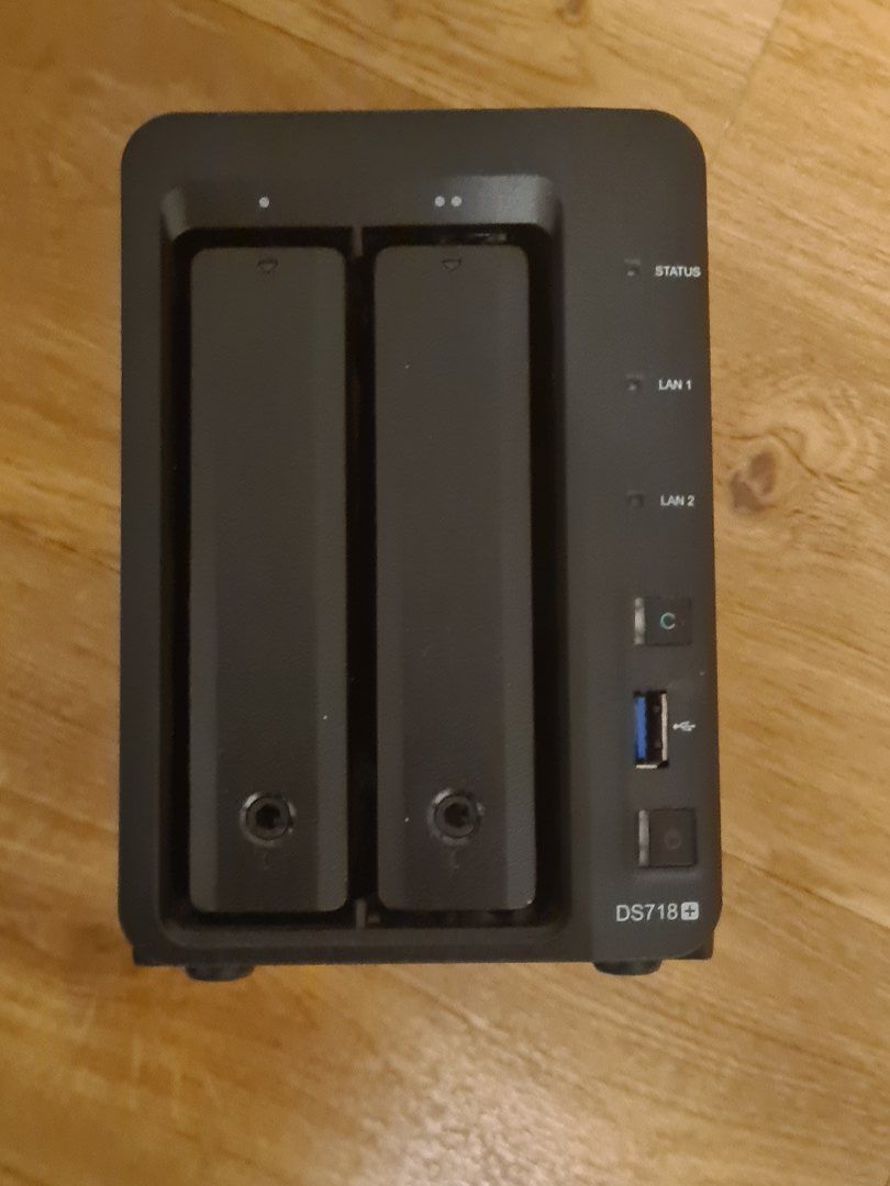 Synology Server: Synology DS718+ NAS mit 2x 6TB WD Red – Gebraucht aus Fischbach-Göslikon von Stalifas