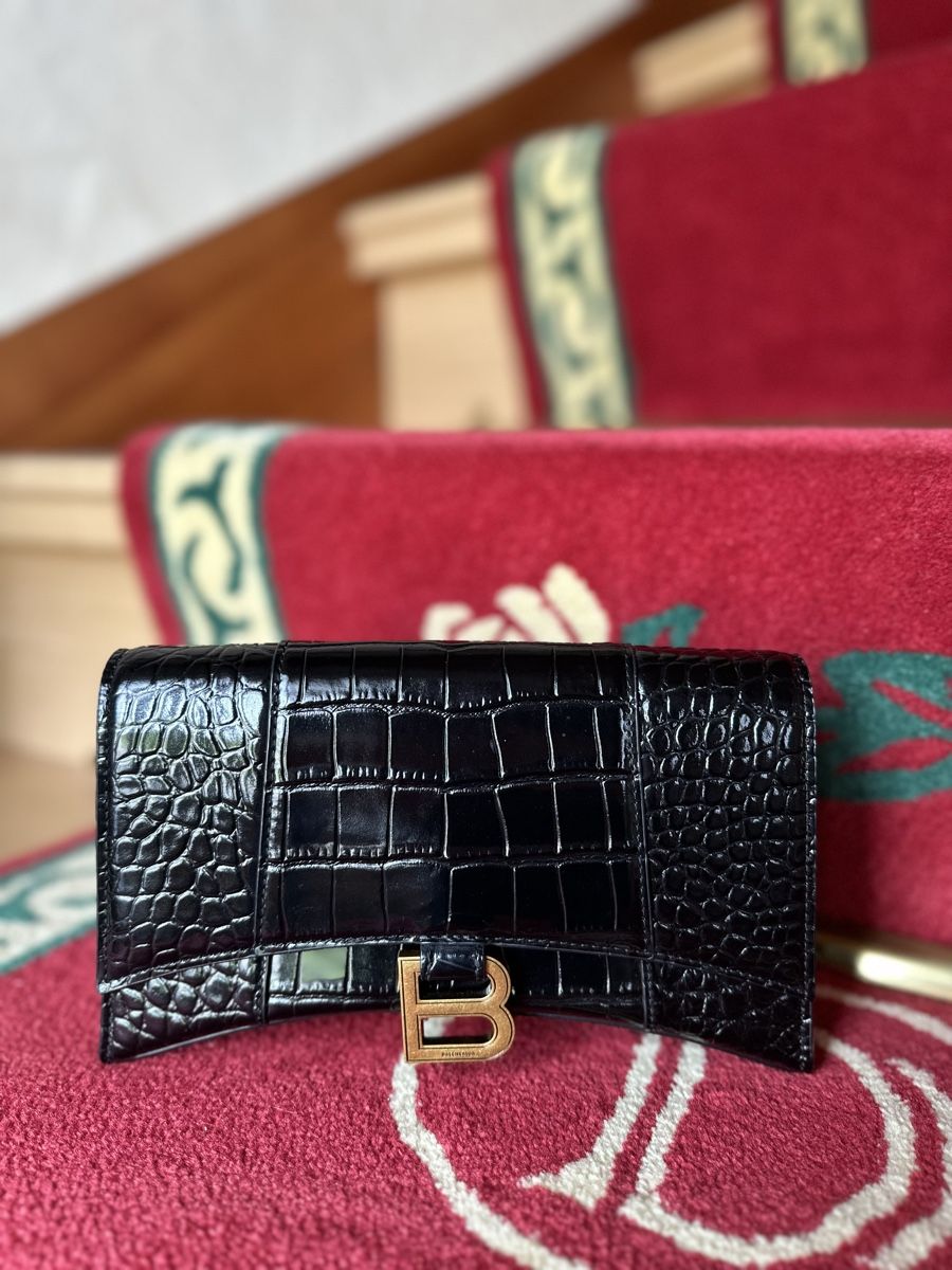 Balenciaga Taschen für Damen: Balenciaga Tasche Hourglass – Gebraucht aus Luzern von ariazalea
