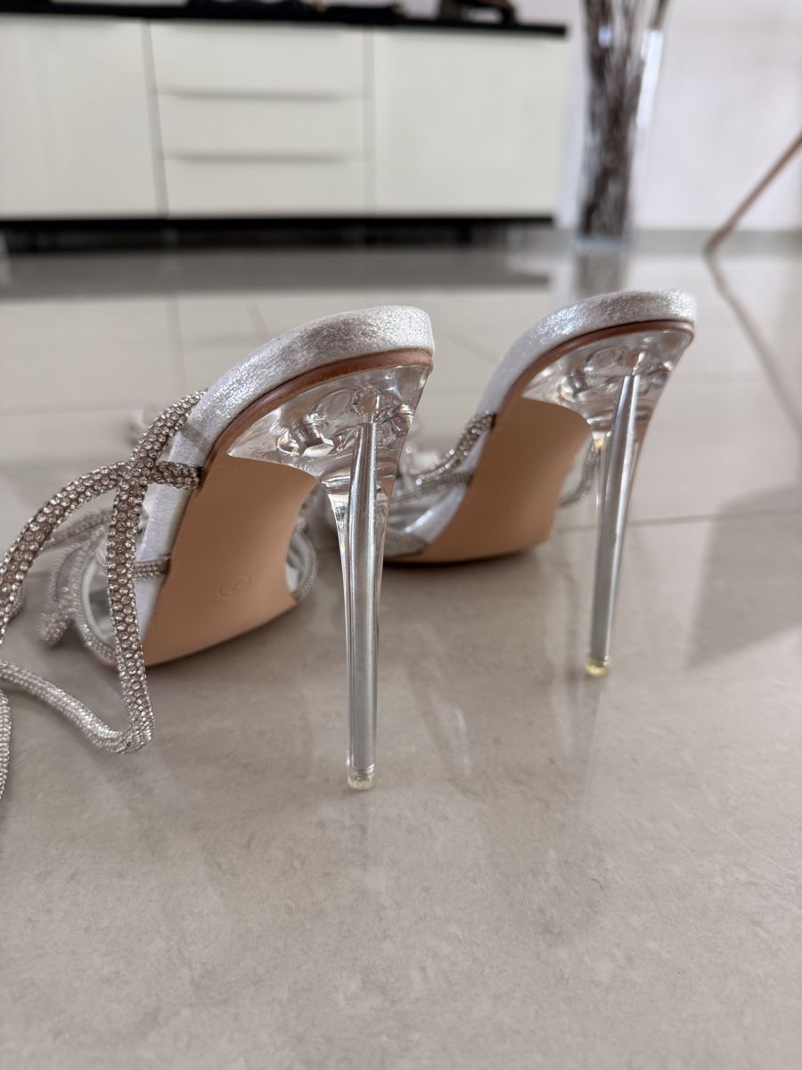 Scarpe da donna: Bling Heels – Nuovo (secondo la descrizione) da Binz venduto da Ladykatsumii 1