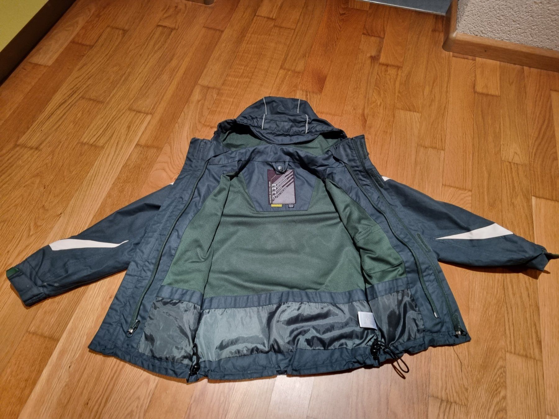 Trevolution Jacken & Mäntel: Jacke in Grösse 122 – Gebraucht aus Rothenfluh von Sawi80 1