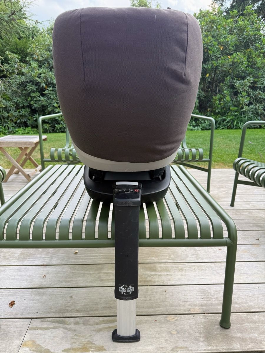 Maxi-Cosi Auto-Kindersitze: Maxi-Cosi 2way Pearl + 2wayFix ISOFIX Basis – Gebraucht aus Zürich von ChrisG24