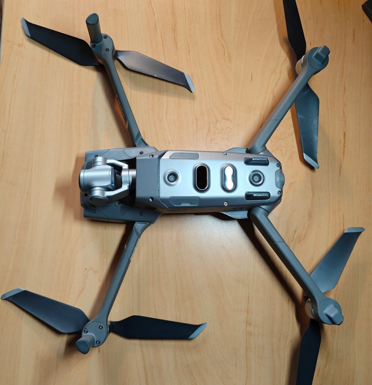 DJI Modellismo RC: DJI Mavic 2 Zoom + Fly More combo – Usato da Payerne venduto da Kilrah 3