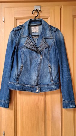 Zara Denim Jacke mit Nieten Gr. M Bikerstyle