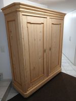 Schöner Tannenschrank 2 Türig ( Zerlegbar )