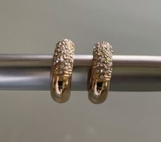 Créoles dorées avec cristaux neuves