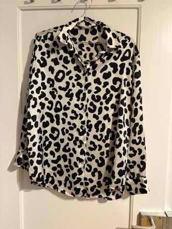 Satinbluse Leopard Animalprint  von Zara
