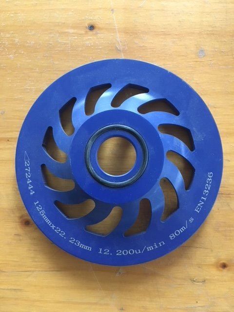 Rivestimenti per pavimenti: Diamant- Topfschleifscheibe blau 125mm – Nuovo e nell'imballaggio originale da Zuzwil SG venduto da Dorian67 1