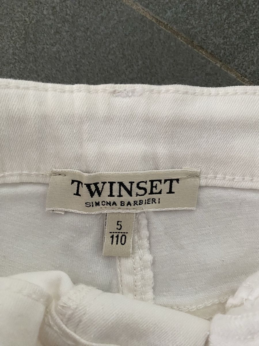 Twinset Pantaloni: Jean blanc déchiré Twinset Taille 5/110ans.  – Usato da Grenchen venduto da O.r.i.g. 1