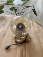 Nachttischlampe 