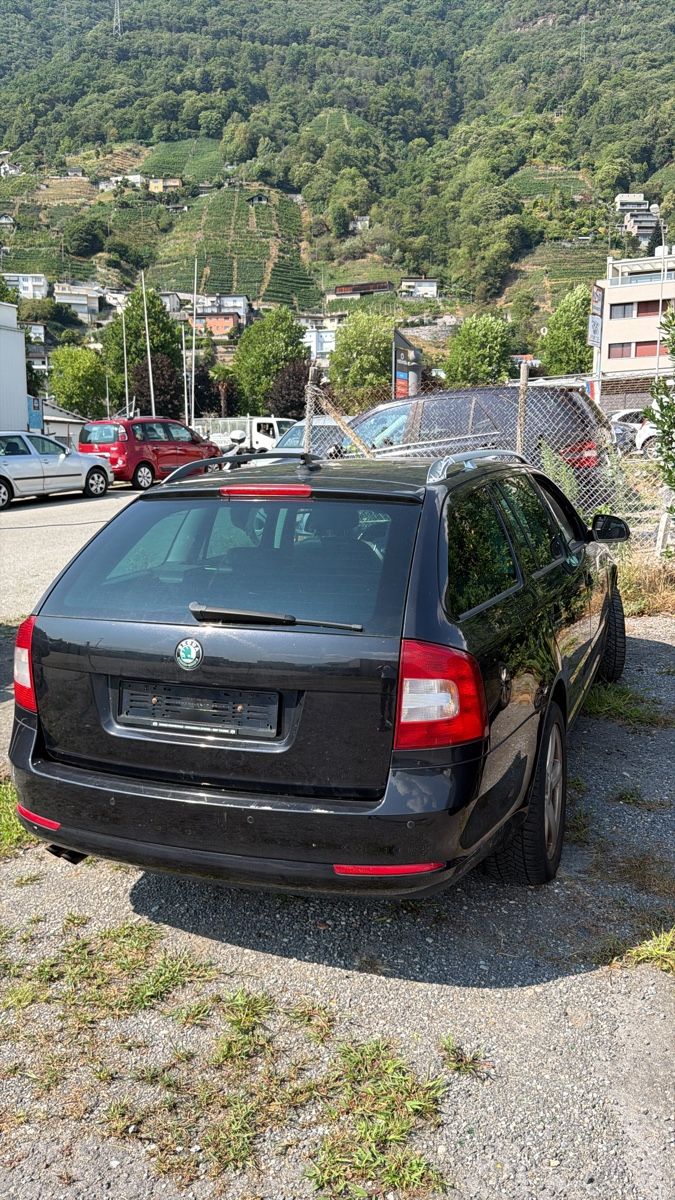 Skoda Automobili: Skoda Octavia 1.8 benzina  – Difettoso da Gordola venduto da sai_2bz9 2