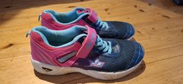 Hallenschuhe Gr. 34