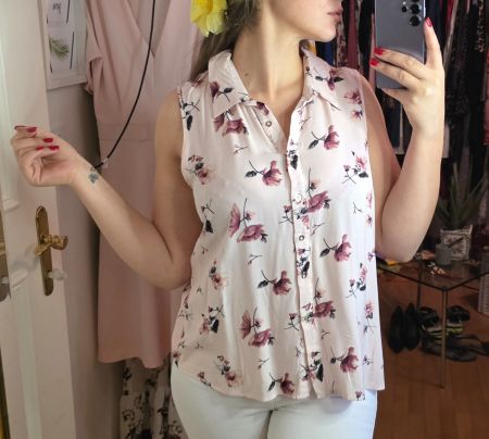 Sommerliche Bluse, ärmellos, Gr. 40, florales Muster