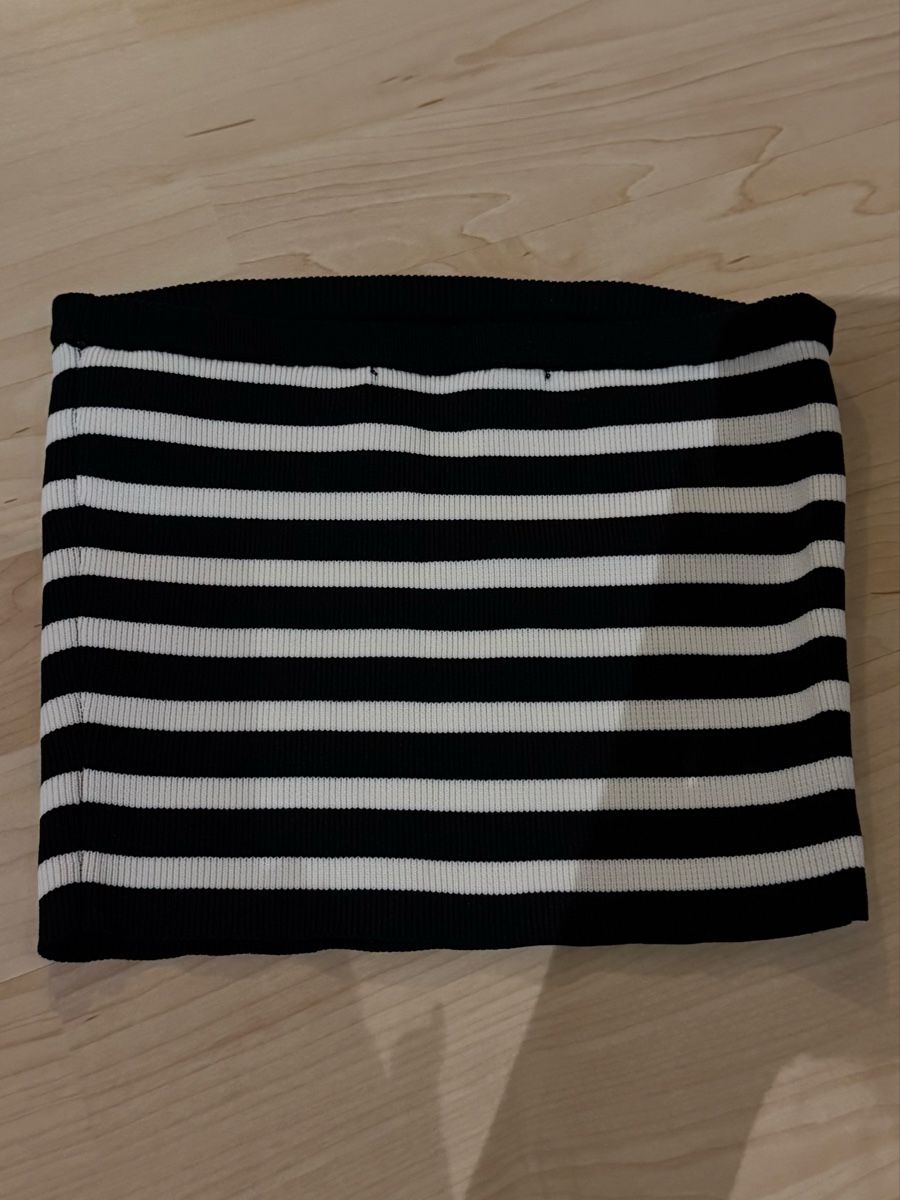 Bershka Tops: Bershka Bandeau Top gestreift, Grösse S – Neu (gemäss Beschreibung) aus Tuggen von jess_gls06 1