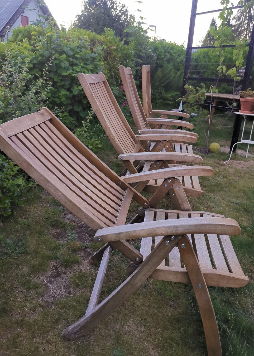 Pfister Sedie: Holz Gartenstühle 4 Stück – Usato da Subingen venduto da gro_78ms 1