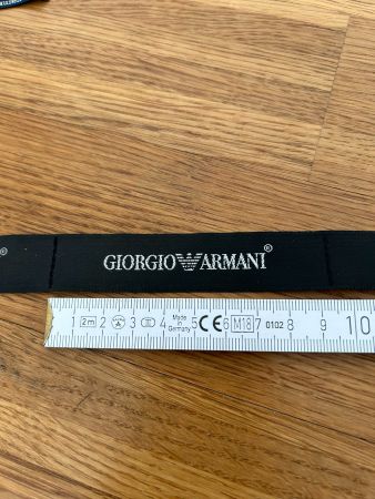 Markenetikett "Giorgio Armani" zum Nähen für Kleider