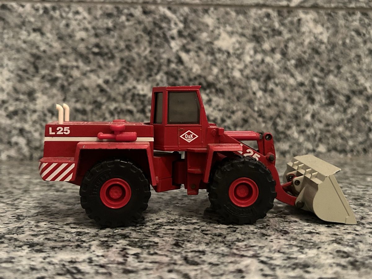Kit di modellismo & Modellini statici: O&K L25 Radlader, 1:50 , Cursor Modell – Usato da Horw venduto da Tigercat635 2