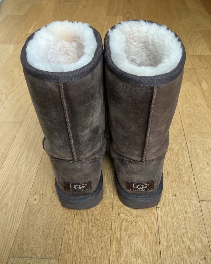 Ugg Scarpe da donna: Short brown leather UGG boots – Usato da Wetzikon ZH venduto da avi_cyt7 6