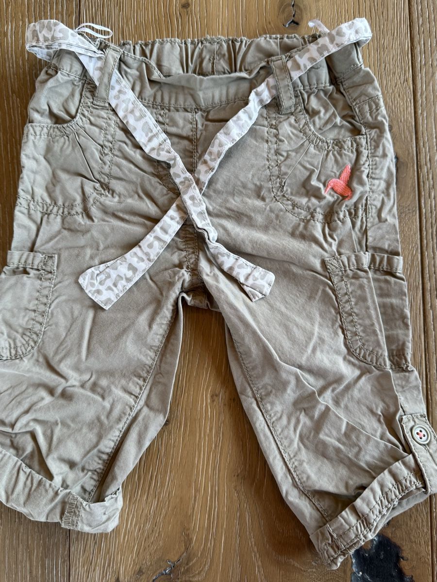 C&A Pantaloni: Sommerhose beige Grösse 68/74 – Usato da Pragg-Jenaz venduto da gobrist