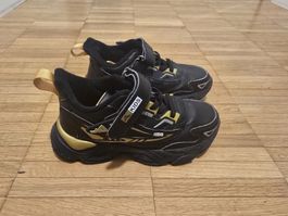 Schuh größe 22