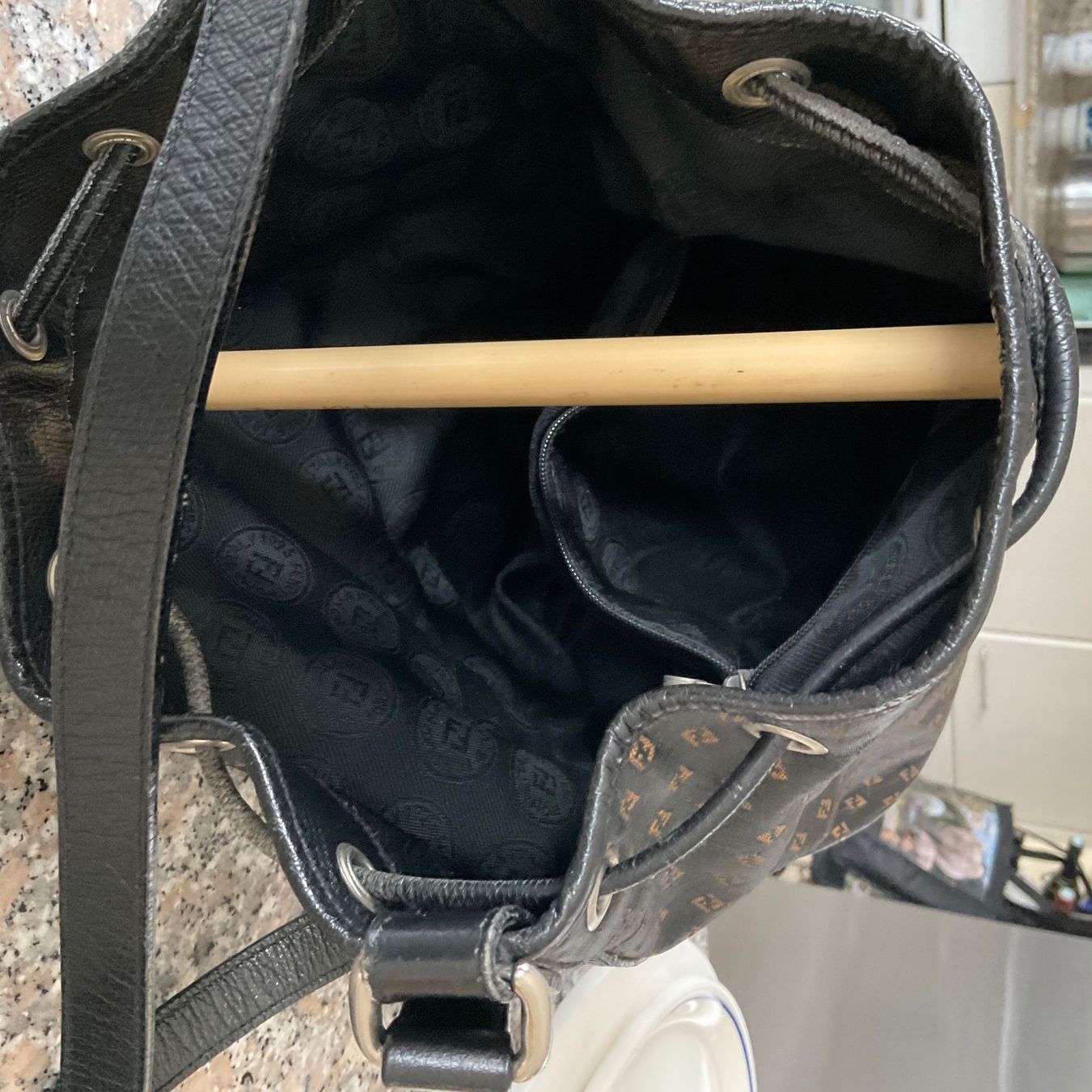 Fendi Borse da donna: FENDI Damen Beuteltasche – Usato da weiach venduto da gobeyond 4