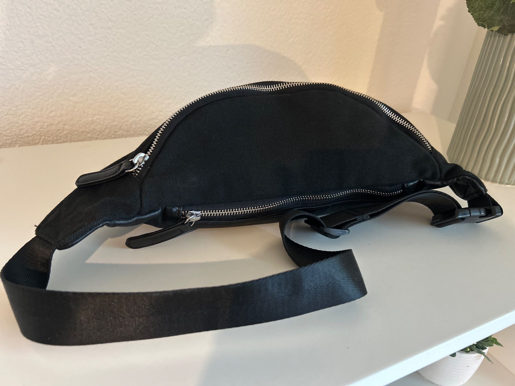 Borse: Bauchtasche schwarz von Clockhouse – Usato da Brunnen venduto da Nala2929 3