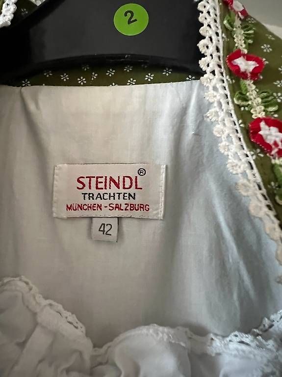 Kleider: Dirndl  – Gebraucht aus Ermatingen von Wonasa 1