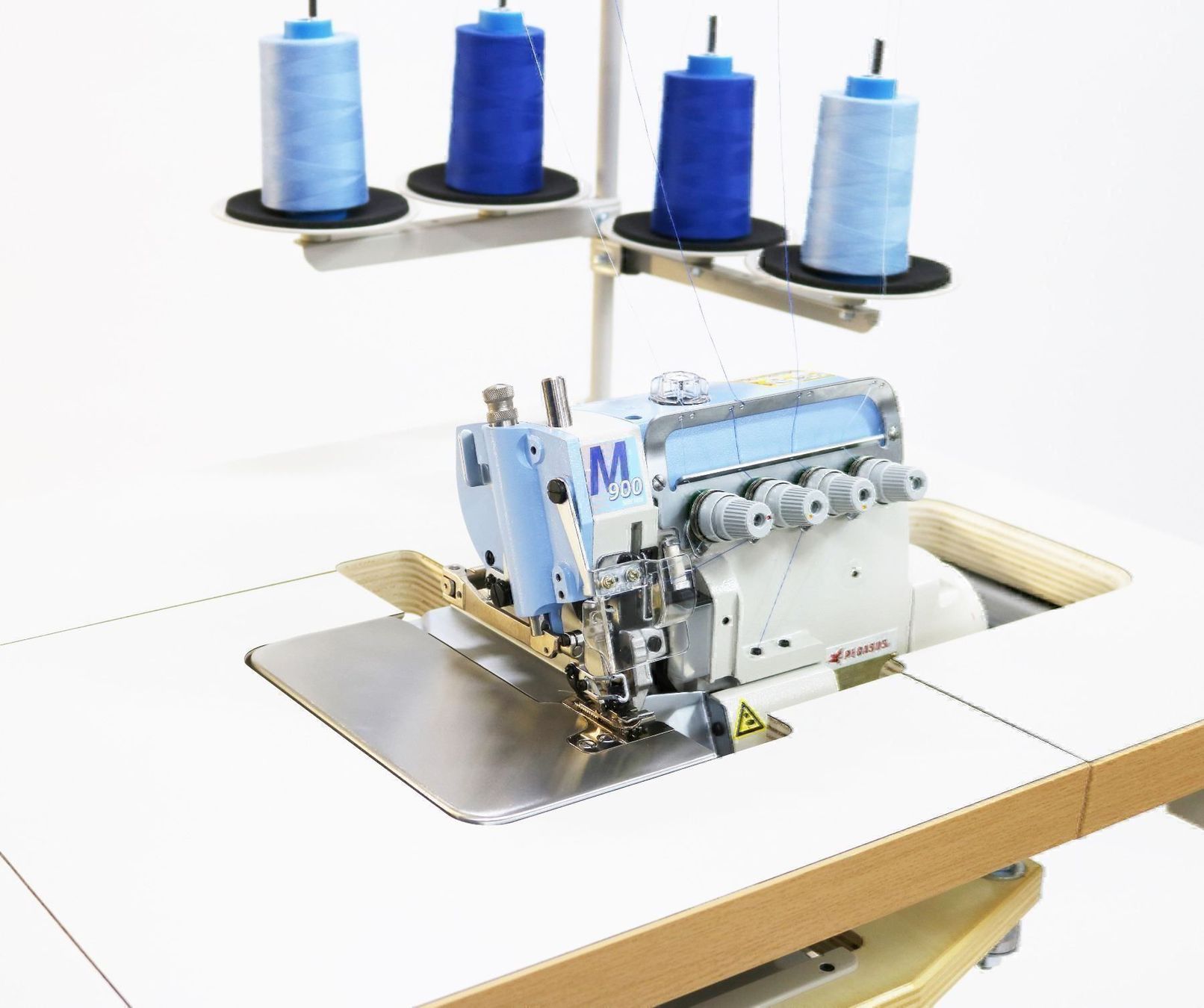 Nähmaschinen: Overlock Industrienähmaschine PEGASUS M952 Neu – Neu und originalverpackt aus Rehetobel von dani034
