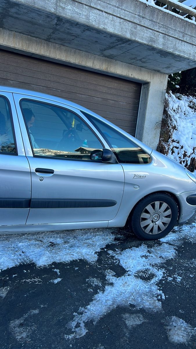 Citroën Automobili: Citroen Picasso – Usato da Dulliken venduto da inf_s772 1