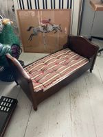 Biedermeier-Bettchen
