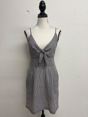 Desires Kleid Gr. S schwarz kariert Sommerkleid Träger