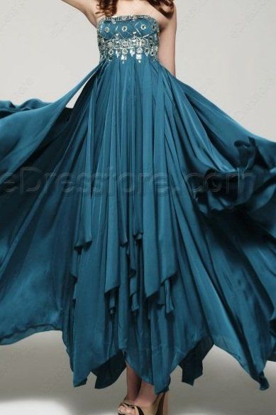 Robes: Abendkleid Grösse S – D'occasion à Münchenstein par ibi_w7n2 2
