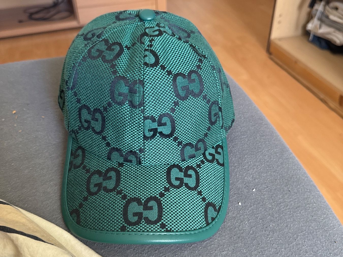 Gucci Sonstige Kleidung & Accessoires: Cap Gucci 2026 edition – Neu und originalverpackt aus Aarau von da_jov 1