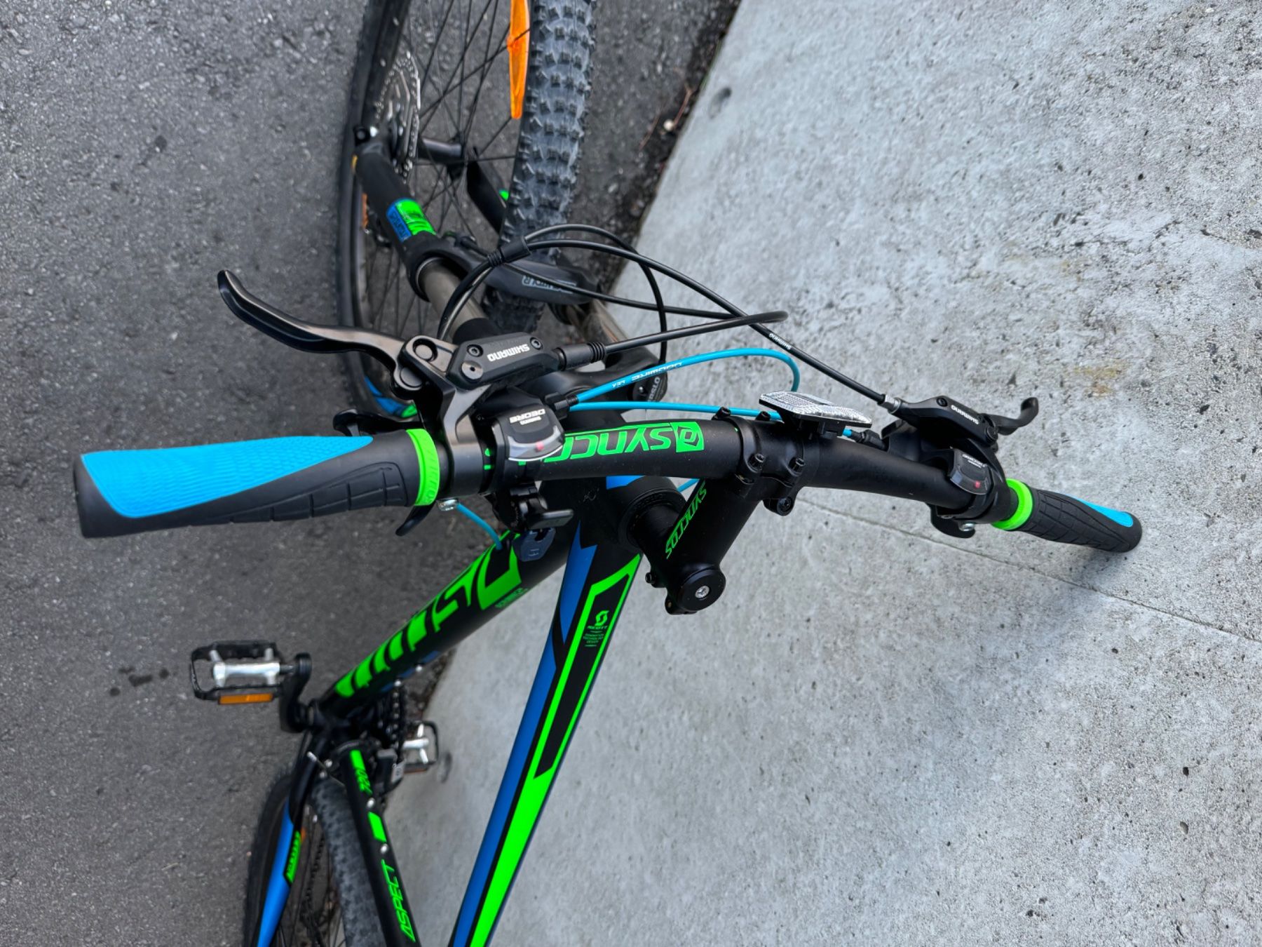 Scott Velos: Mountainbike von Scott Syncros – Gebraucht aus Montlingen von  1