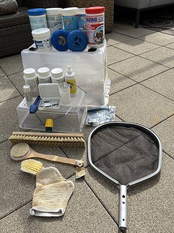 Schwimmbad: Pool Zubehör – Gebraucht aus Kriens von B2B_Company